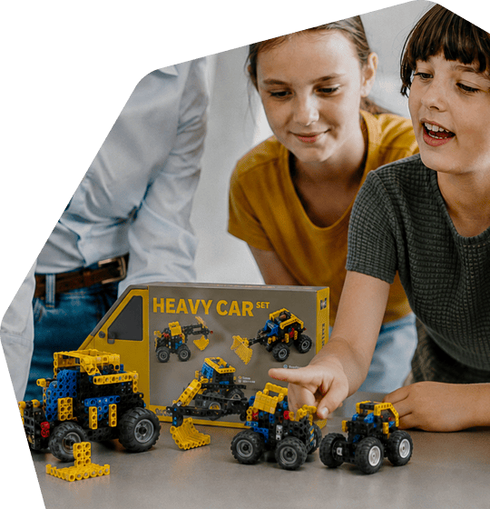 Kids building with RoboThink kits